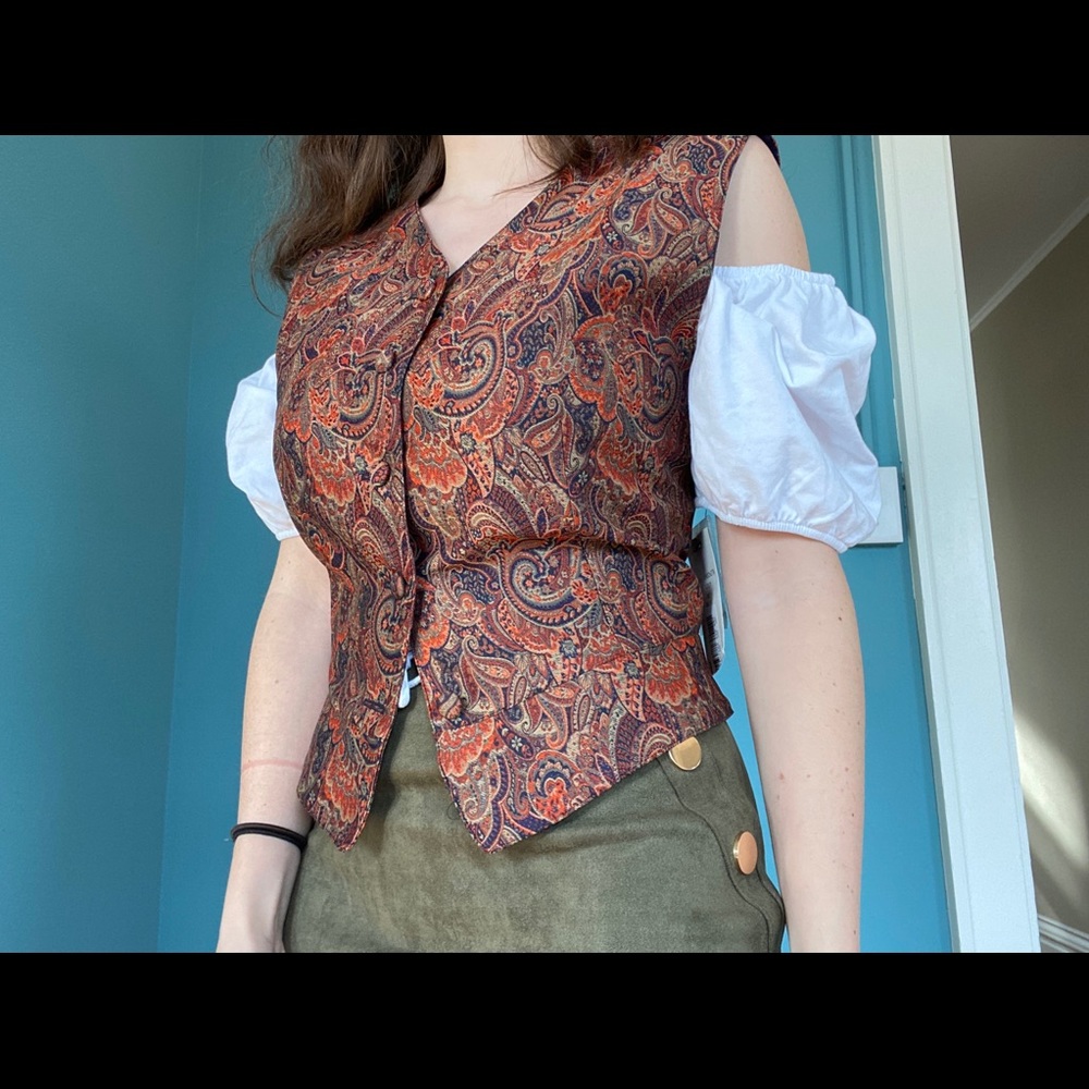 NWT Magician’s Vest